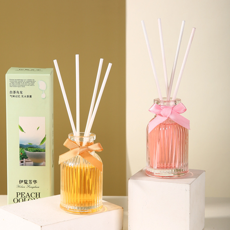 Chai Tinh Dầu Thơm Phòng Thiên Nhiên Dịu Nhẹ 50Ml