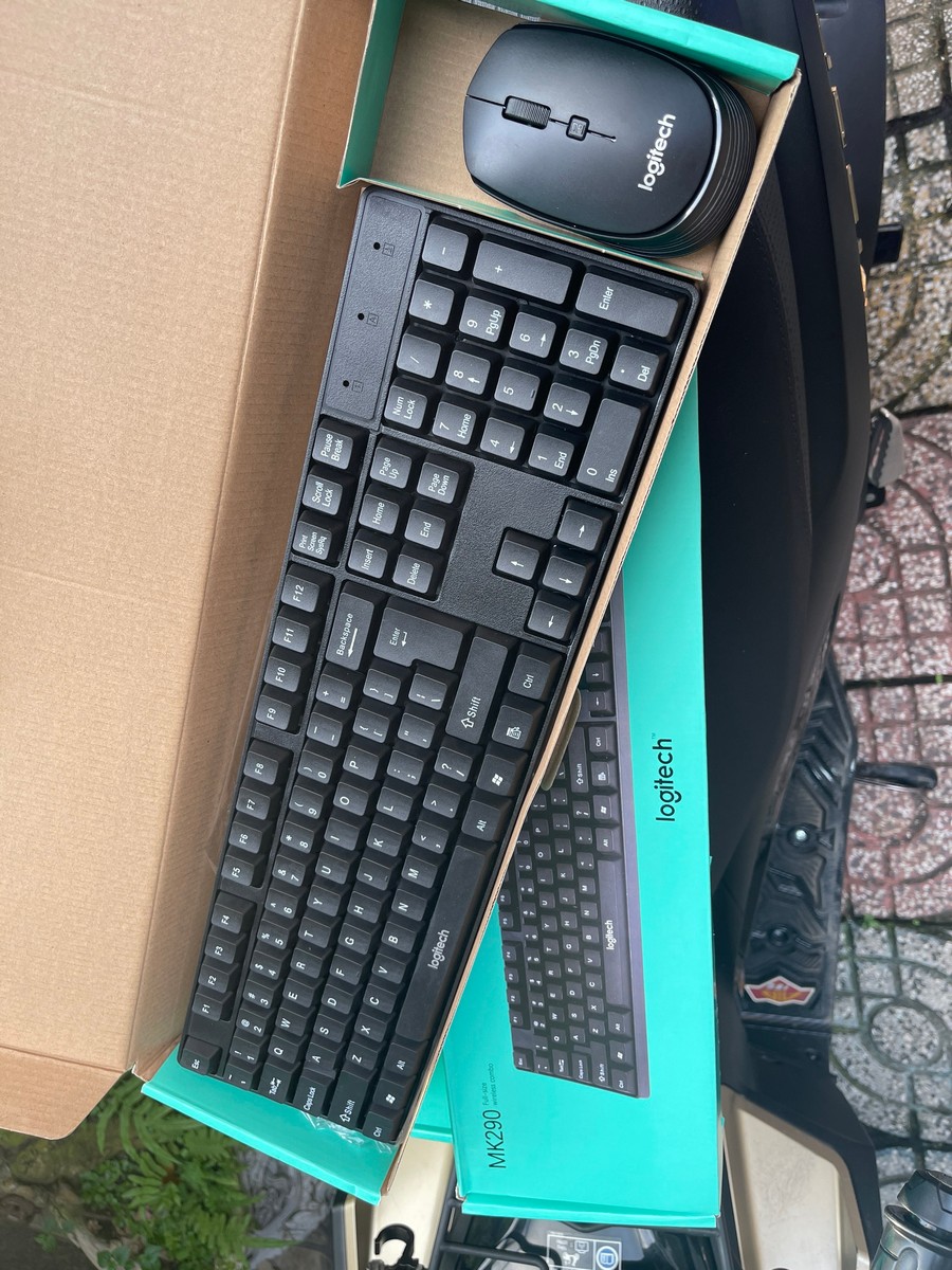 Combo Bàn Phím Và Chuột Không Dây Logitech Mk290
