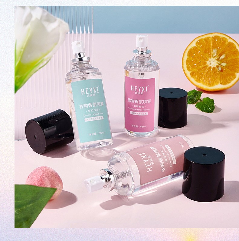 Chai Xịt Thơm Quần Áo Heyxi 88Ml Hương Trái Cây Tự Nhiên Chai Xịt Thơm Quần Áo Heyxi 88Ml Hương Trái Cây Tự Nhiên