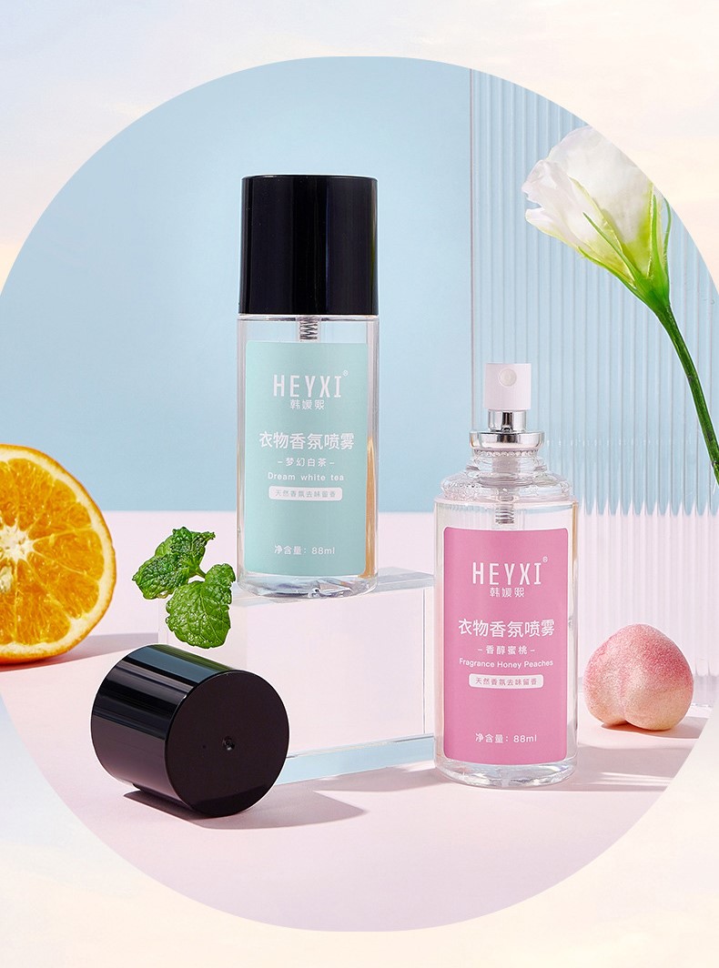 Chai Xịt Thơm Quần Áo Heyxi 88Ml Hương Trái Cây Tự Nhiên Chai Xịt Thơm Quần Áo Heyxi 88Ml Hương Trái Cây Tự Nhiên