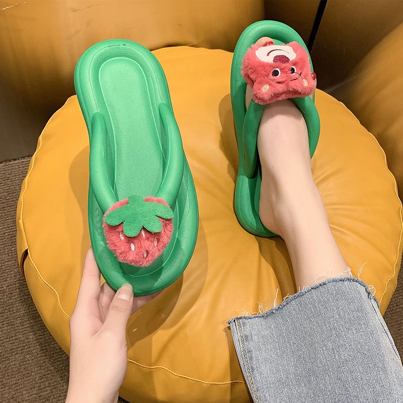 Dép Đế Xuồng Họa Tiết Gấu Và Dâu Tây Đáng Yêu Thời Trang Dép Đế Xuồng Họa Tiết Gấu Và Dâu Tây Đáng Yêu Thời Trang