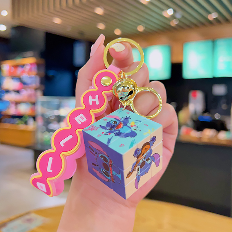 Móc Khóa Hình Khối Rubik Nhiều Màu Sắc Thời Trang