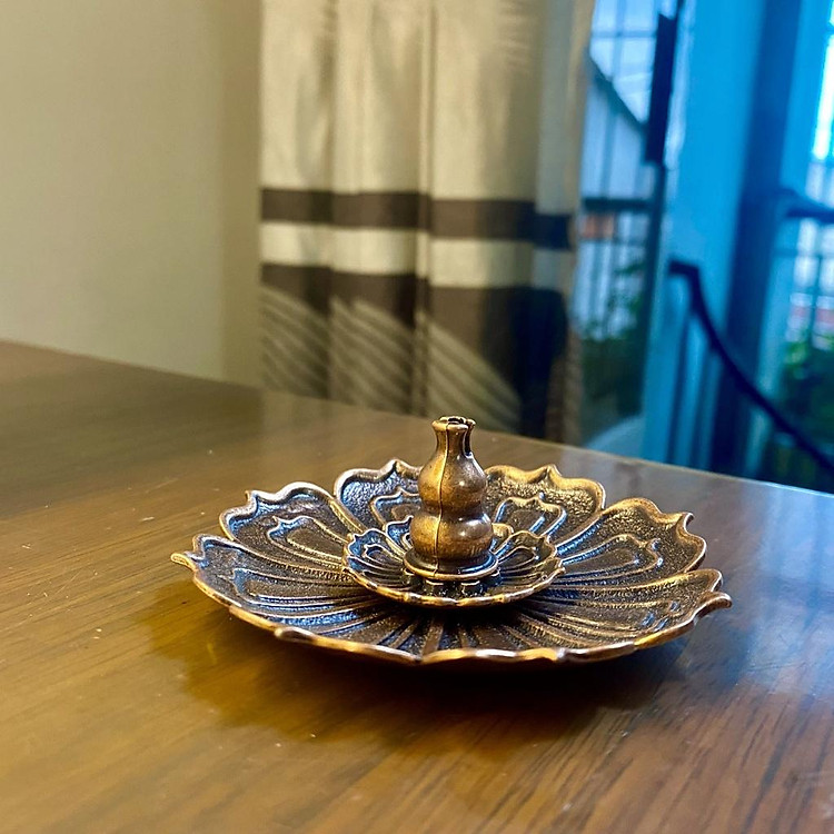 Đế Cắm Nhang Vòng, Đặt Hương Cây Liên Hoa Tam Bảo Đế Cắm Nhang Vòng, Đặt Hương Cây Liên Hoa Tam Bảo