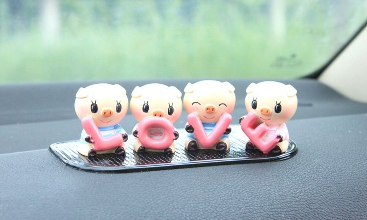 Bộ Tượng 4 Chú Heo Ôm Chữ LOVE