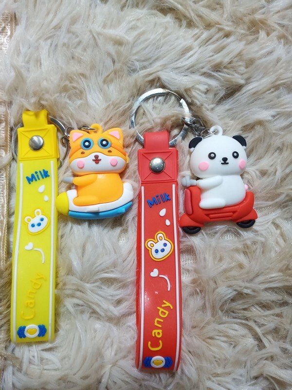 Móc Khoá Hình Thú Chạy Xe Ngộ Nghĩnh Đáng Yêu