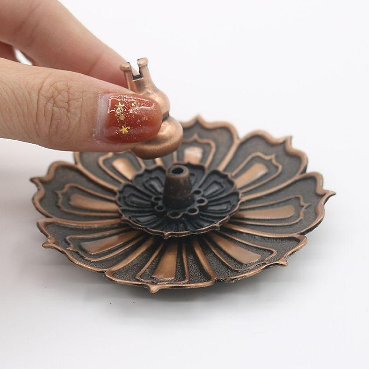 Đế Cắm Nhang Vòng, Đặt Hương Cây Liên Hoa Tam Bảo Đế Cắm Nhang Vòng, Đặt Hương Cây Liên Hoa Tam Bảo