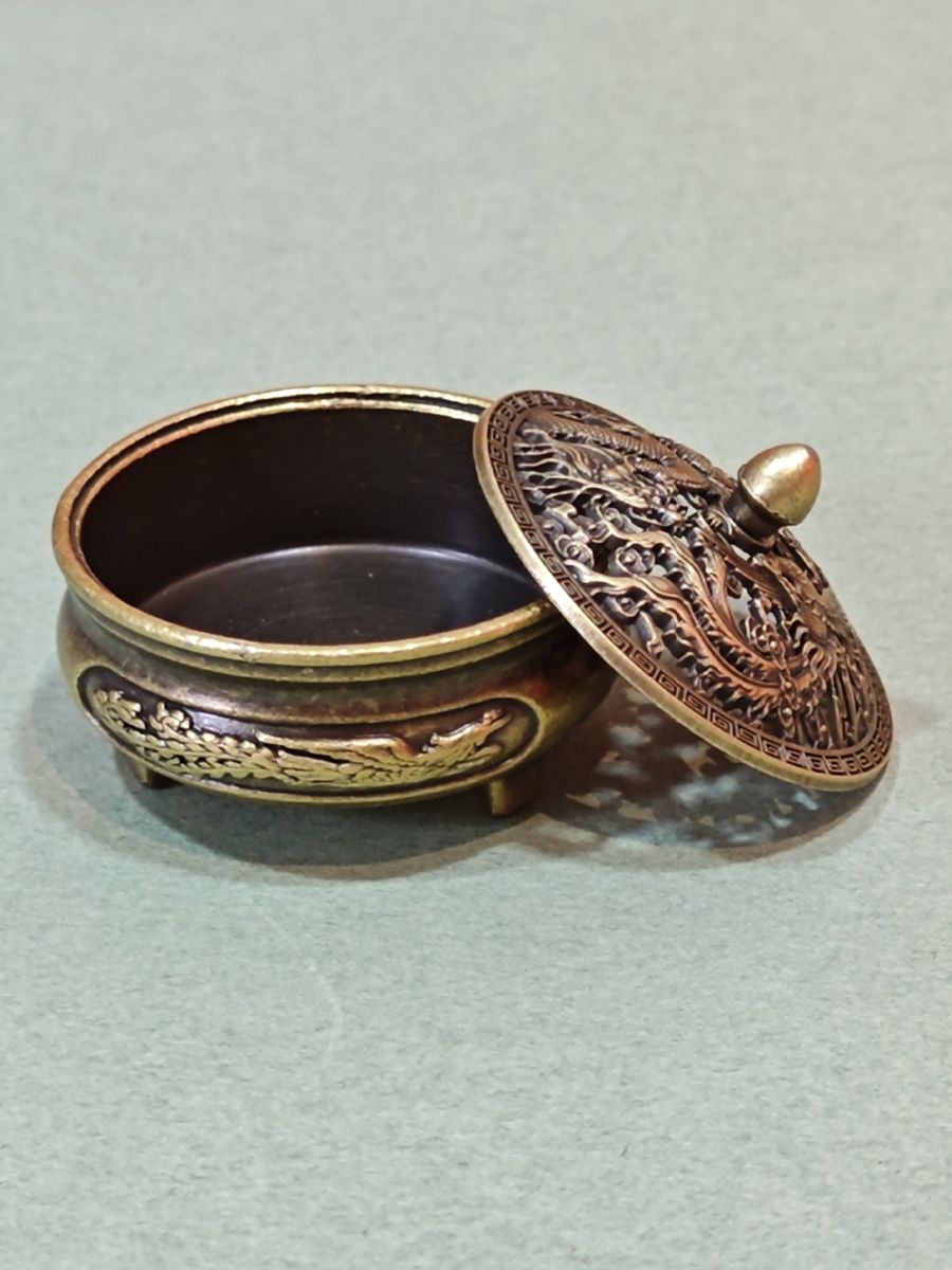 Lư Hương Đốt Trầm, Xông Trầm Hương Bằng Đồng Nguyên Chất Lư Hương Đốt Trầm, Xông Trầm Hương Bằng Đồng Nguyên Chất