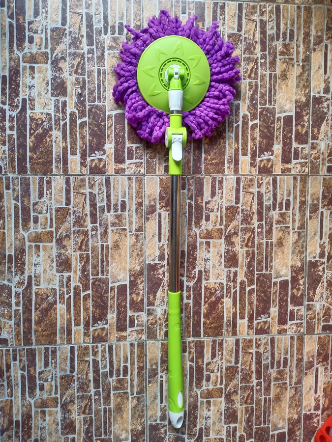 Bộ Cây Lau Nhà Kèm 2 Bông Lau + Thùng Nhựa Đựng Nước Thông Minh Xoay 360 Tự Vắt