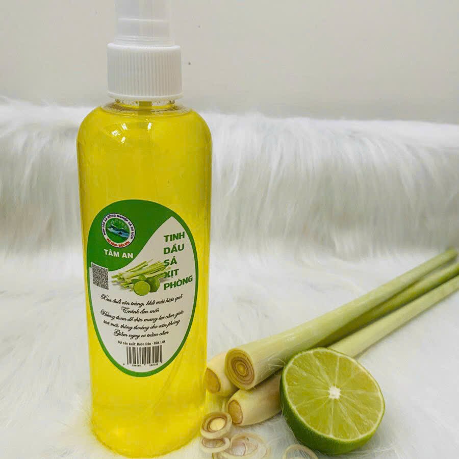 Xịt Thơm Phòng Tinh Dầu Sả Thiên Nhiên Đuổi Muỗi, Côn Trùng, Khử Mùi, Diệt Khuẩn Xịt Thơm Phòng Tinh Dầu Sả Thiên Nhiên Đuổi Muỗi, Côn Trùng, Khử Mùi, Diệt Khuẩn