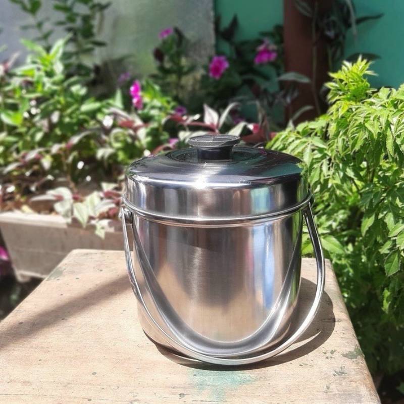 Cặp Lồng Inox 1 Ngăn To 1 Ngăn Nhỏ Có Quai Xách Tiện Dụng Cặp Lồng Inox 1 Ngăn To 1 Ngăn Nhỏ Có Quai Xách Tiện Dụng