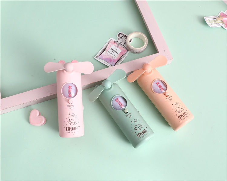 Quạt Mini Cầm Tay Họa Tiết Dễ Thương Nhiều Màu Sắc