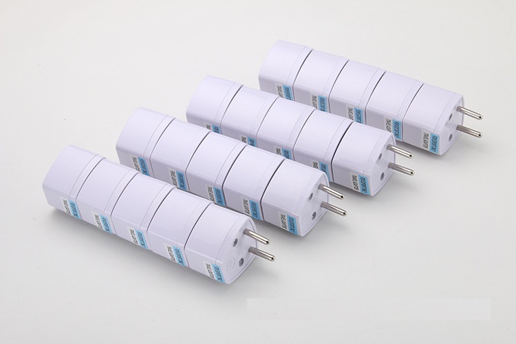 Bộ Chuyển Đổi ổ Cắm 2 Chấu Thành 3 Chấu