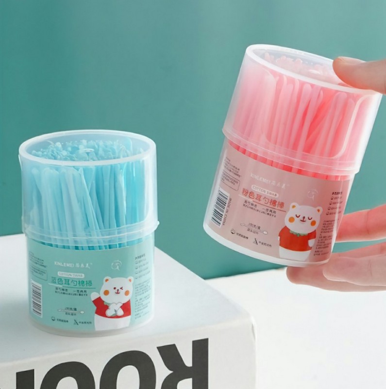 Hộp 100 Bông Tăm Có Đầu Lấy Ráy Tai Tiện Dụng Hộp 100 Bông Tăm Có Đầu Lấy Ráy Tai Tiện Dụng