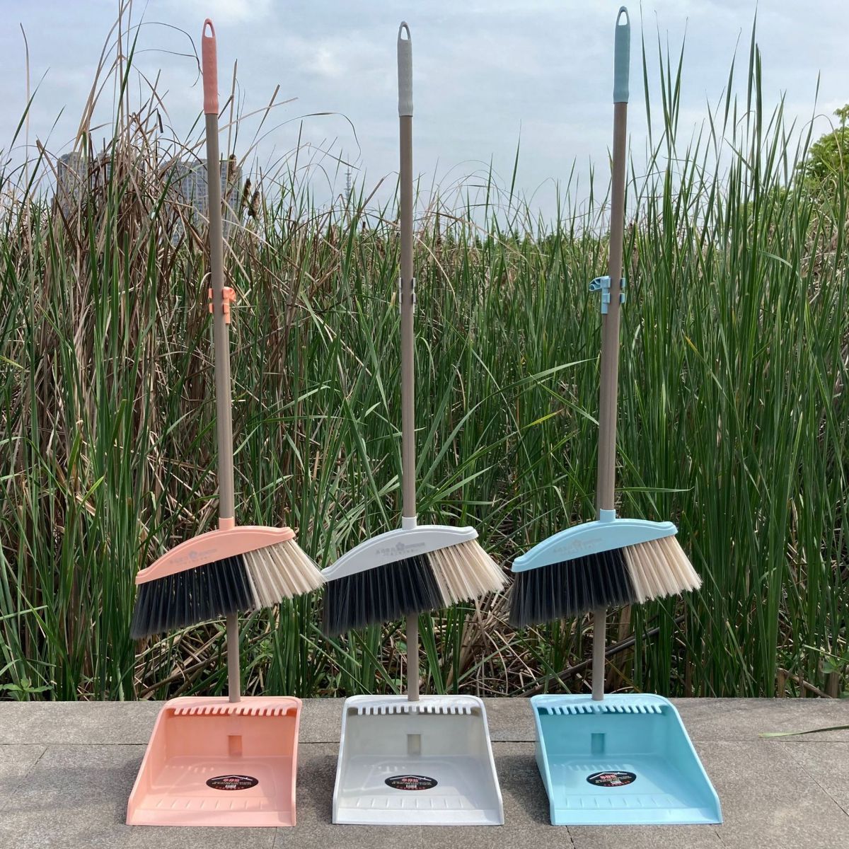 Bộ Chổi Và Đồ Hốt Rác 2In1 Dày Dặn Siêu Bền Tiện Dụng Bộ Chổi Và Đồ Hốt Rác 2In1 Dày Dặn Siêu Bền Tiện Dụng