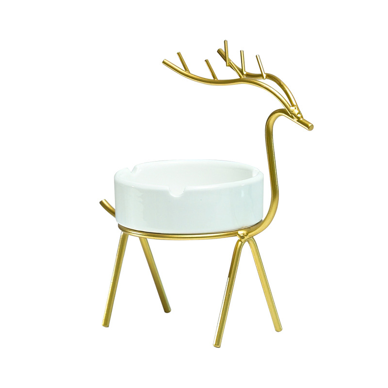 Gạt Tàn Thuốc Hình Hươu 17.5x17.5cm (màu Vàng) Gạt Tàn Thuốc Hình Hươu 17.5x17.5cm (màu Vàng)
