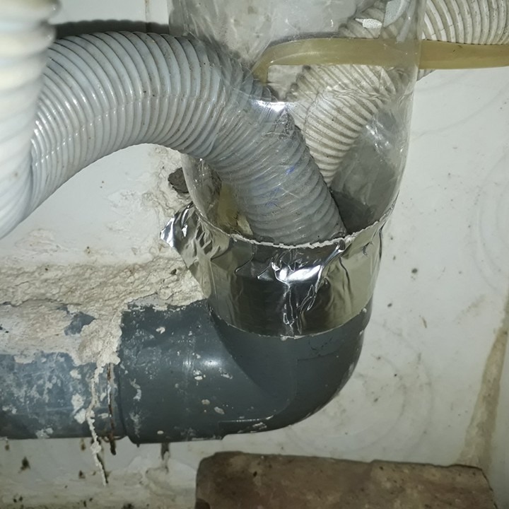 Băng Keo Chống Thấm X2000 Chắc Chắn, Chống Thấm Dột, Dán Tường, Dán Mái Tôn 20Cm X 5M Băng Keo Chống Thấm X2000 Chắc Chắn, Chống Thấm Dột, Dán Tường, Dán Mái Tôn 20Cm X 5M