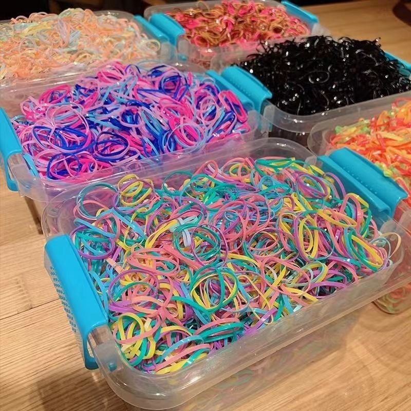 Hộp Nhựa Đựng 4000C Dây Chun Cột Tóc Nhiều Màu Sắc Cho Bé Hộp Nhựa Đựng 4000C Dây Chun Cột Tóc Nhiều Màu Sắc Cho Bé