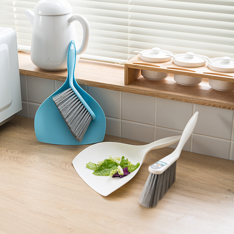 Bộ Chổi Quét Và Đồ Hốt Rác Mini Cho Gia Đình Bộ Chổi Quét Và Đồ Hốt Rác Mini Cho Gia Đình