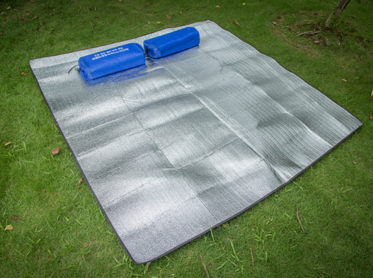 Thảm Dã Ngoại ,chiếu Văn Phòng Tráng Nhôm Cách Nhiệt 2 Mặt Chống Thấm Nước Kích Thước 200Cmx200Cm Thảm Dã Ngoại ,chiếu Văn Phòng Tráng Nhôm Cách Nhiệt 2 Mặt Chống Thấm Nước Kích Thước 200Cmx200Cm